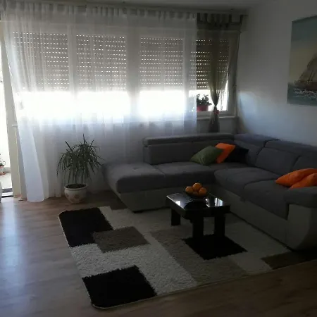 Apartman Dino * Dugi Rat