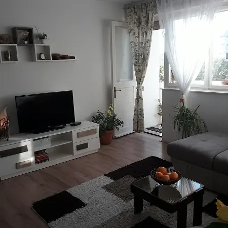Appartamento Apartman Dino *