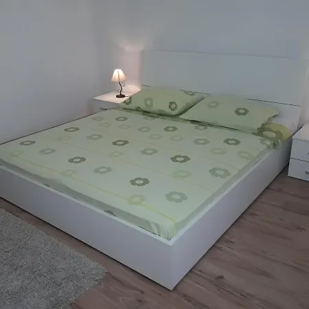 Apartman Dino Appartamento *